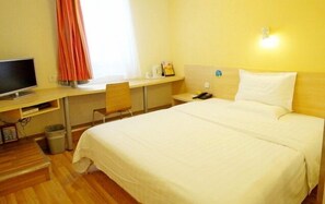 Desk, free WiFi - 7 Days Inn Damuqiao (Shanghai)