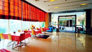 Interior entrance - 7 Days Inn Guangda (Shanghai)