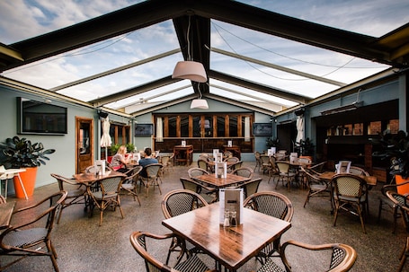 Restauración. Glenferrie Hotel