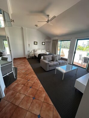 Superior studio | Individueel gedecoreerd, individueel gemeubileerd