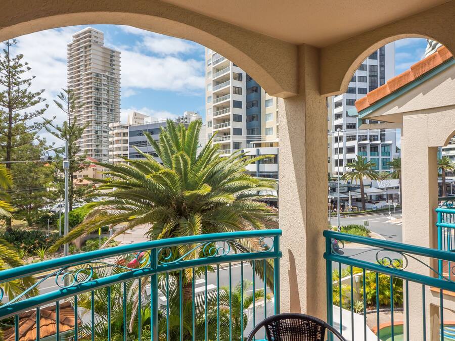 Apartamento, 3 quartos | Vista do quarto