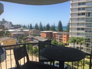 Ferros/tábuas de passar roupa, camas extras/dobráveis (sobretaxa)