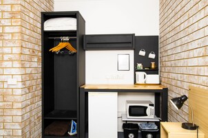 Standard Double Room, 1 Queen Bed