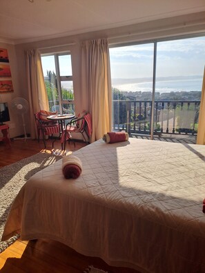 Luxury Family Apartment sea facing