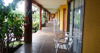 Cabañas Rapa Nui Orito