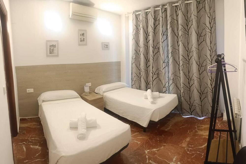 Hostal Nevot