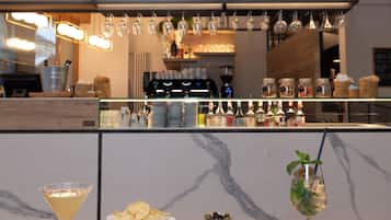 Bar (in der Unterkunft)