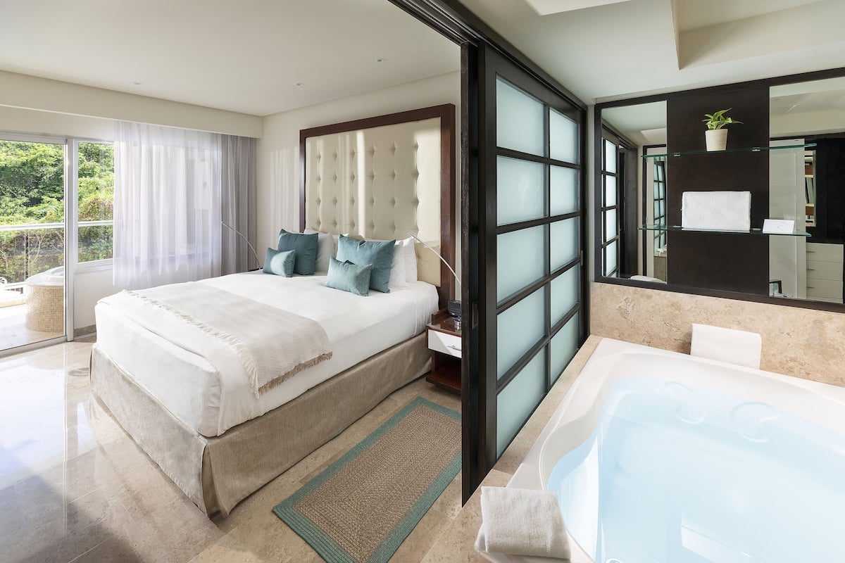 Family Concierge Master Suite Nature View | Vue de la chambre