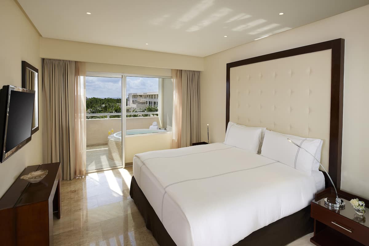 Literie de qualité supérieure, couette en duvet d'oie, minibar