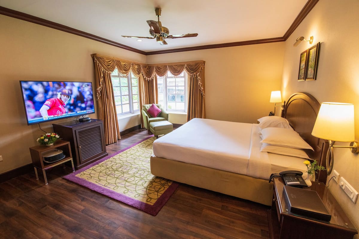 premium cottage | premium bedding, in-room safe, individually decorated