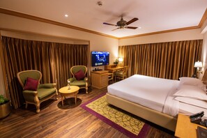 Executive Suite | Premium bedding, in-room safe, individually decorated - The Carlton (Kodaikanal)