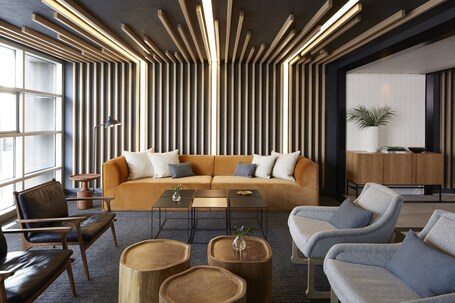 Kimpton Hotel Wilshire by IHG - view 3