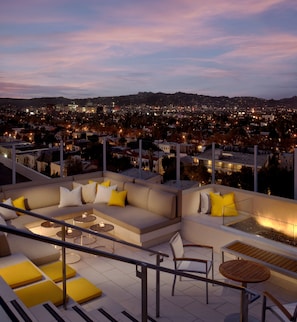 Breakfast, lunch, dinner served; pool views