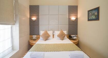 Regent Hotel