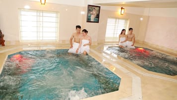 Phòng trị liệu đôi, massage đá nóng, chăm sóc da mặt