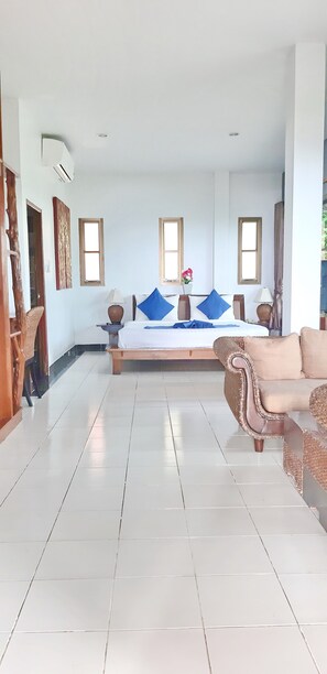 Superior Double or Twin Room, Connecting Rooms, Bay View (Superior Regency Room)