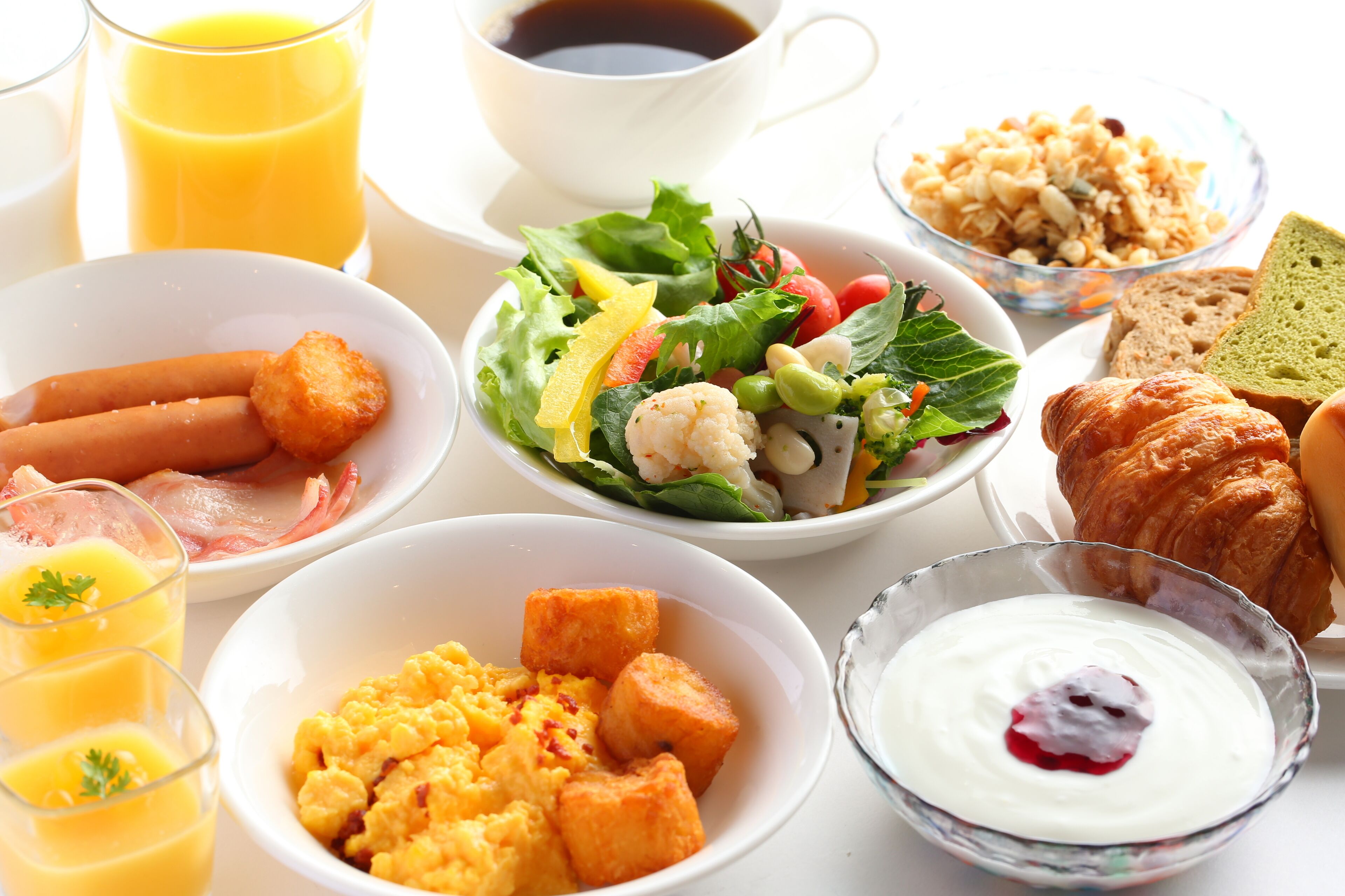 Daily buffet breakfast for a fee
