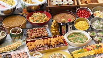 Daily buffet breakfast for a fee