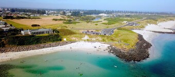 費里港中央汽車旅館