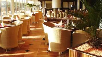 Breakfast, lunch, dinner served; Regional cuisine, al fresco dining