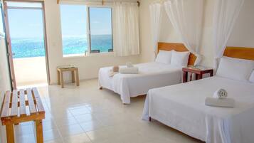 Premium bedding, desk, free WiFi
