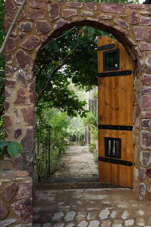 Exterior detail - Birdsong Cottages (Modimolle)