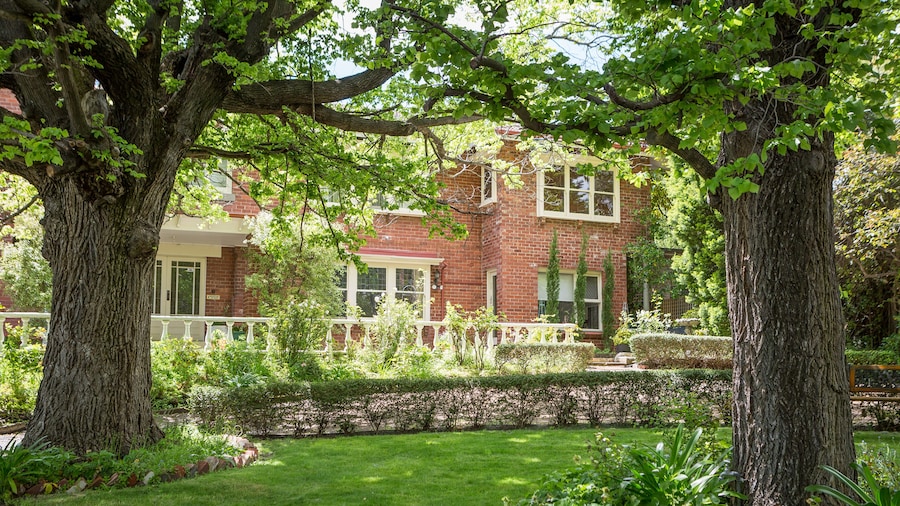 Graham Apartments