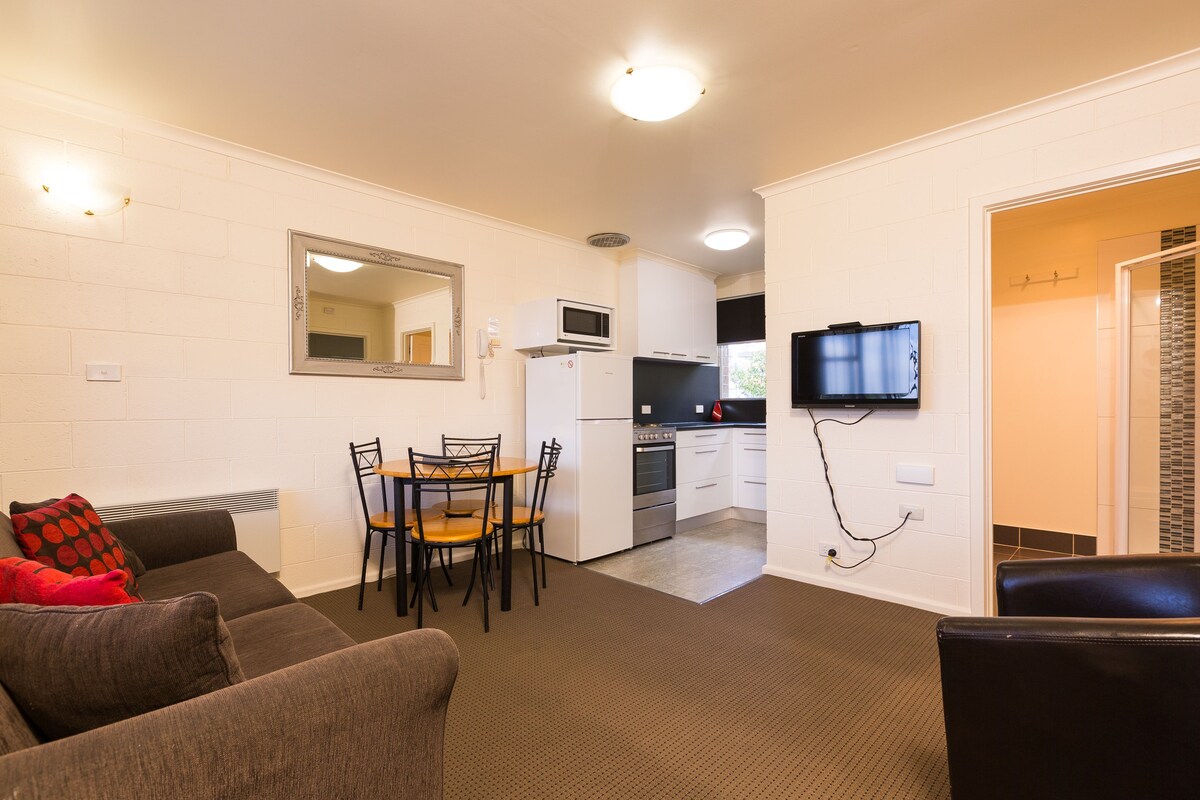 Graham Apartments