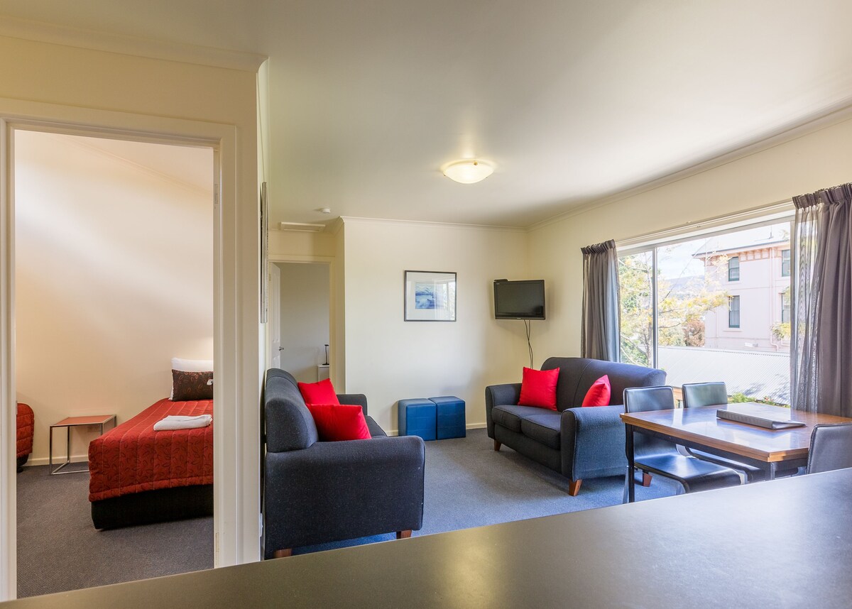 Graham Apartments