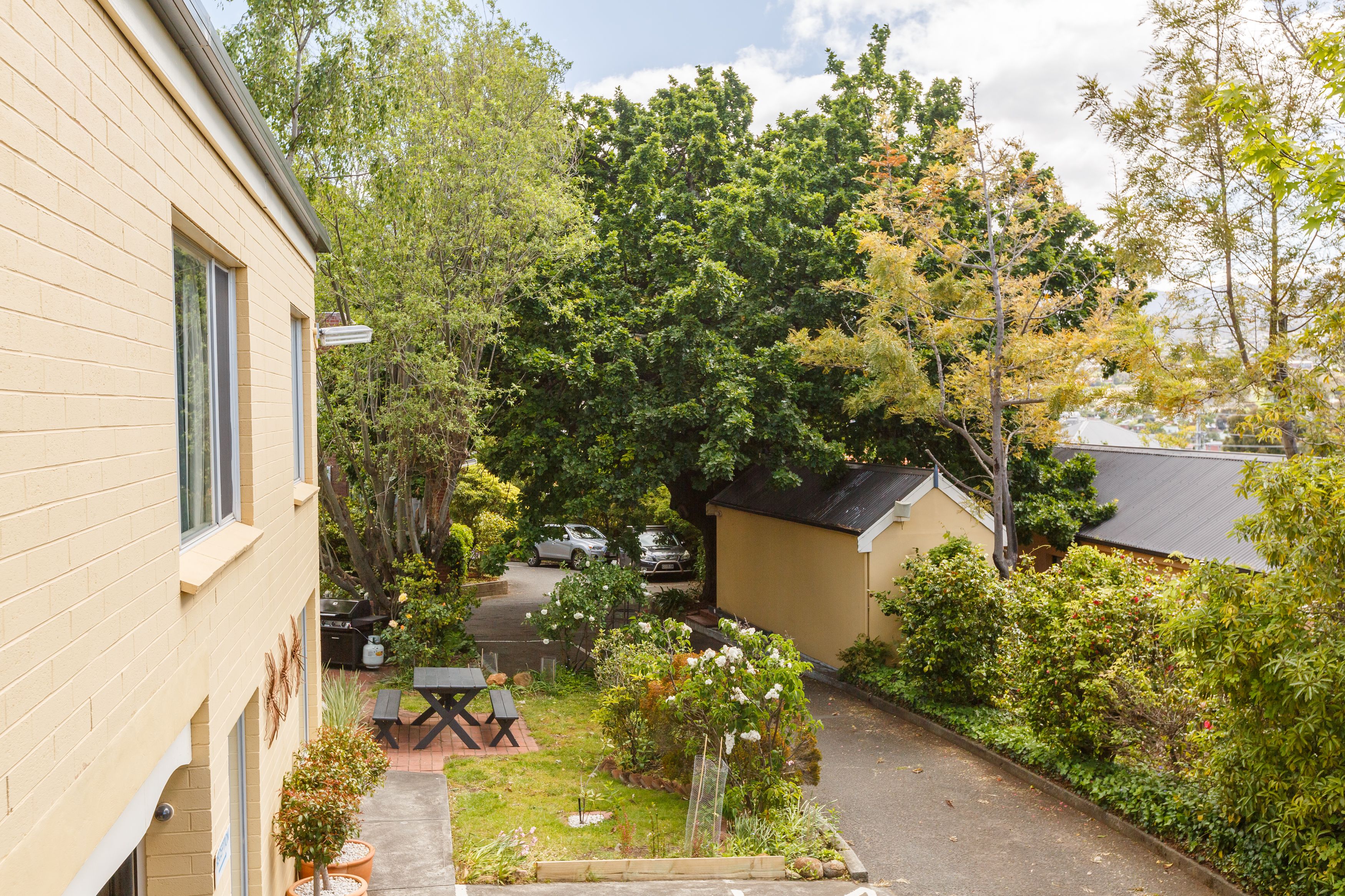 Graham Apartments — image 22