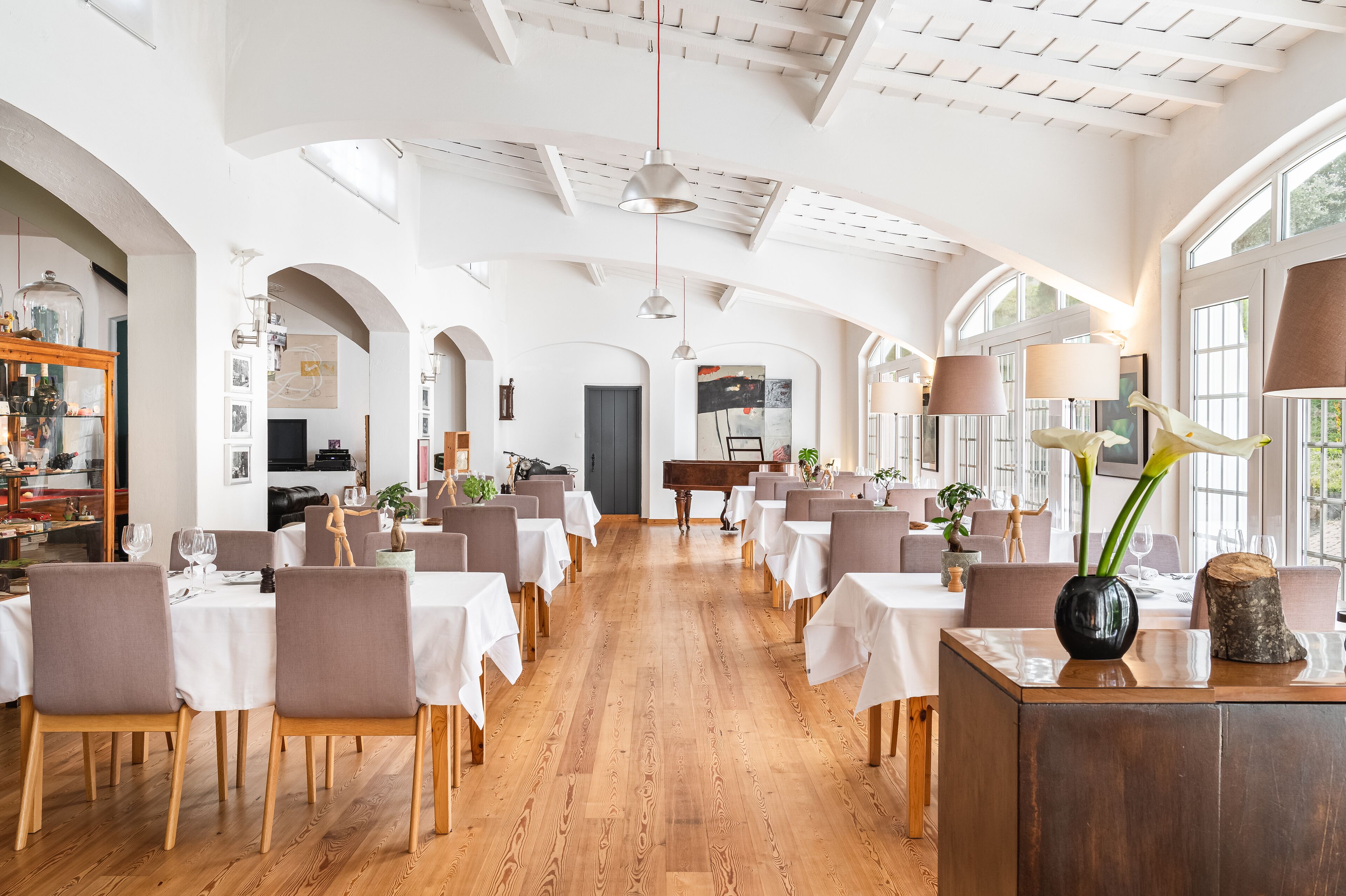 Breakfast and dinner served, garden views 