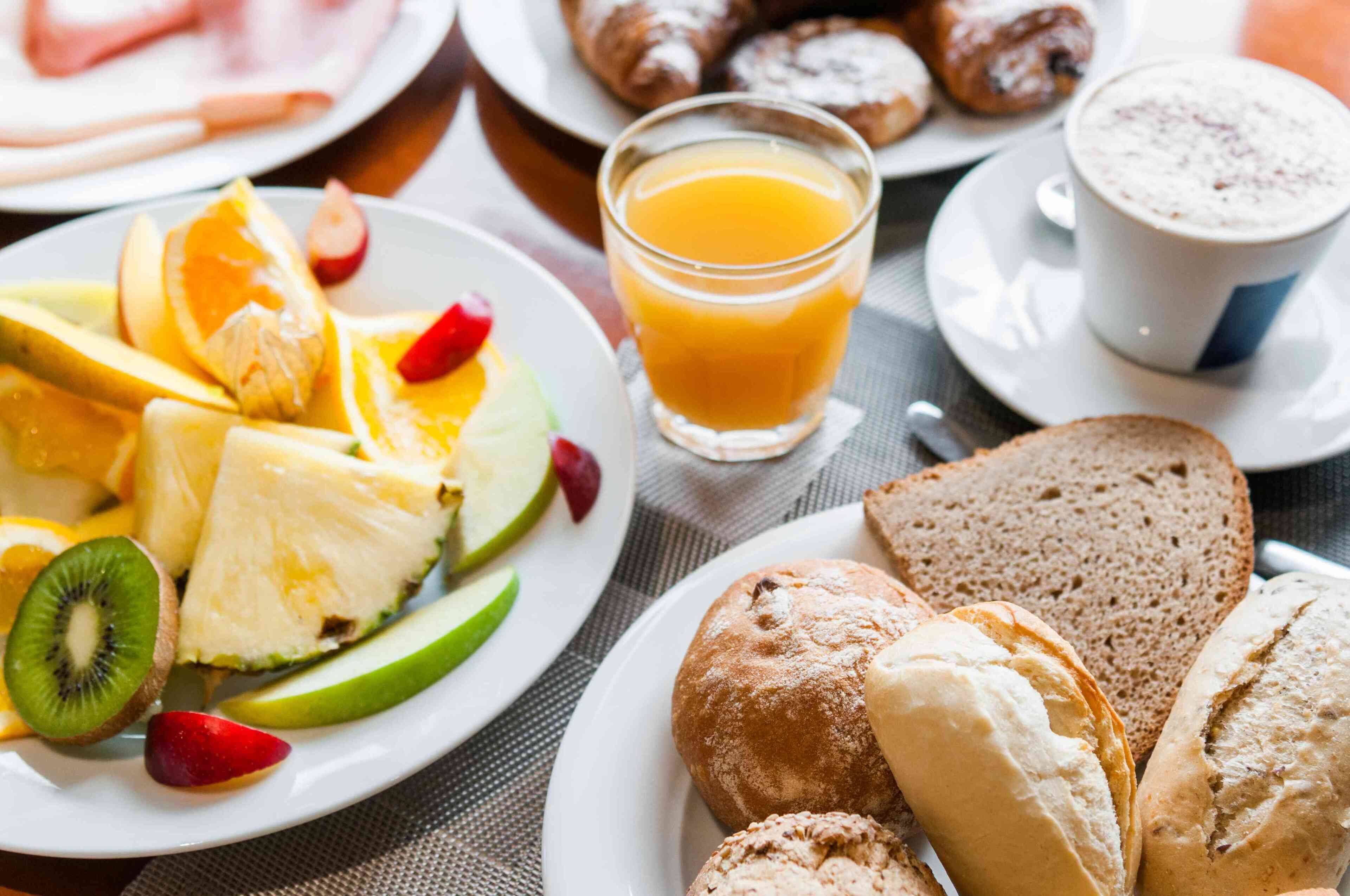 daily buffet breakfast (eur 14 per person)