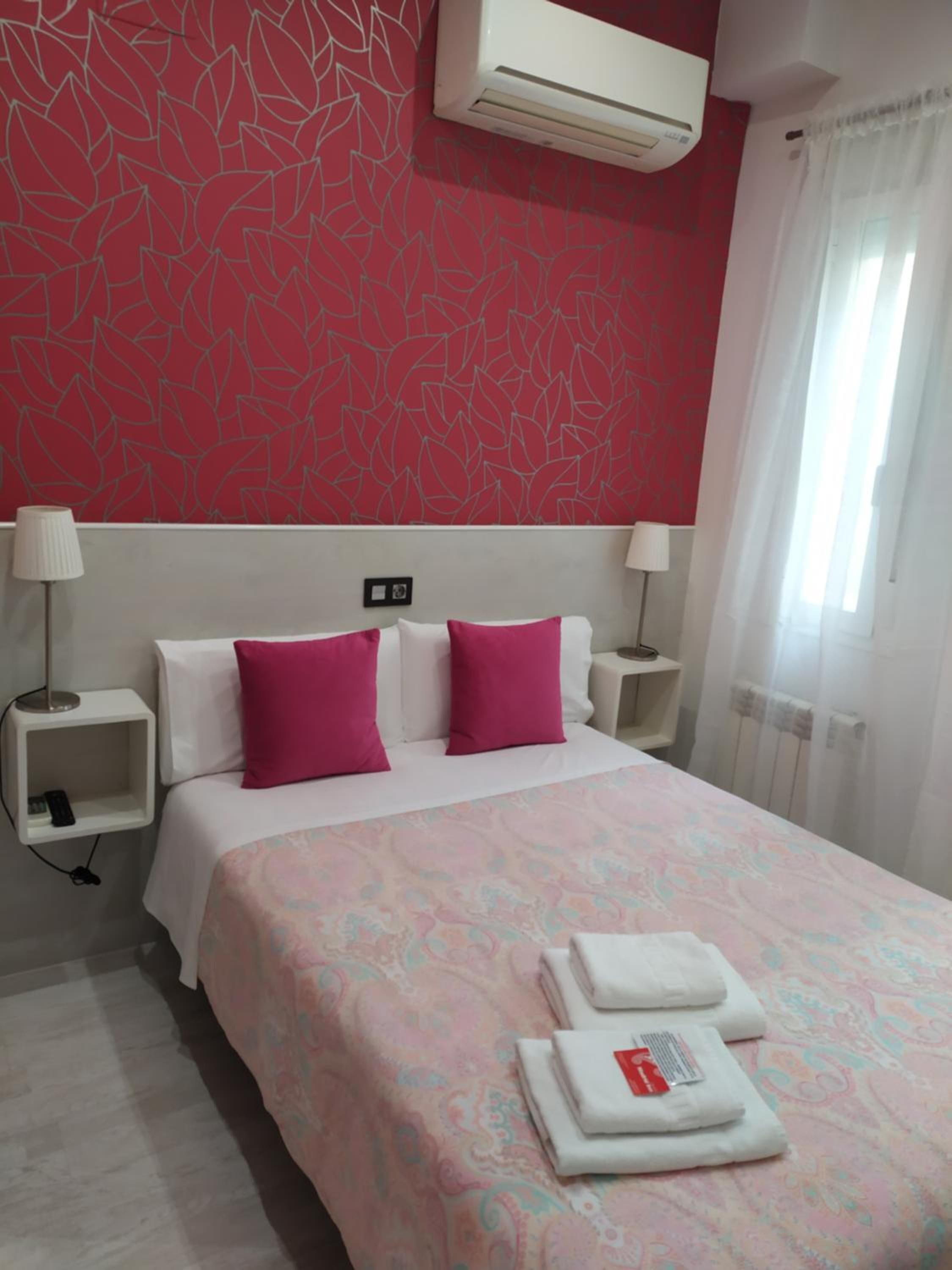 Photo - Hostal Met Madrid