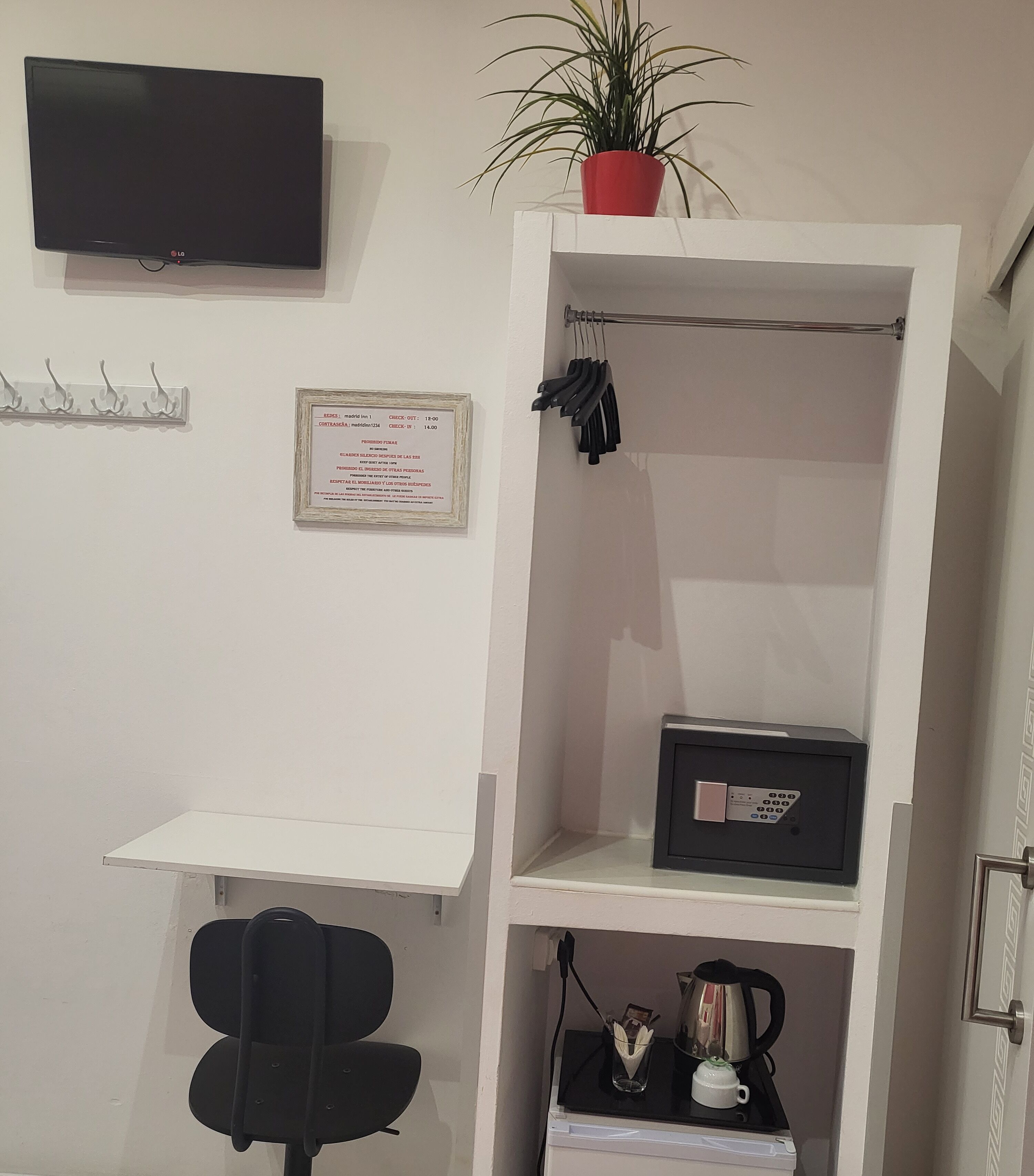 Photo - Hostal Met Madrid