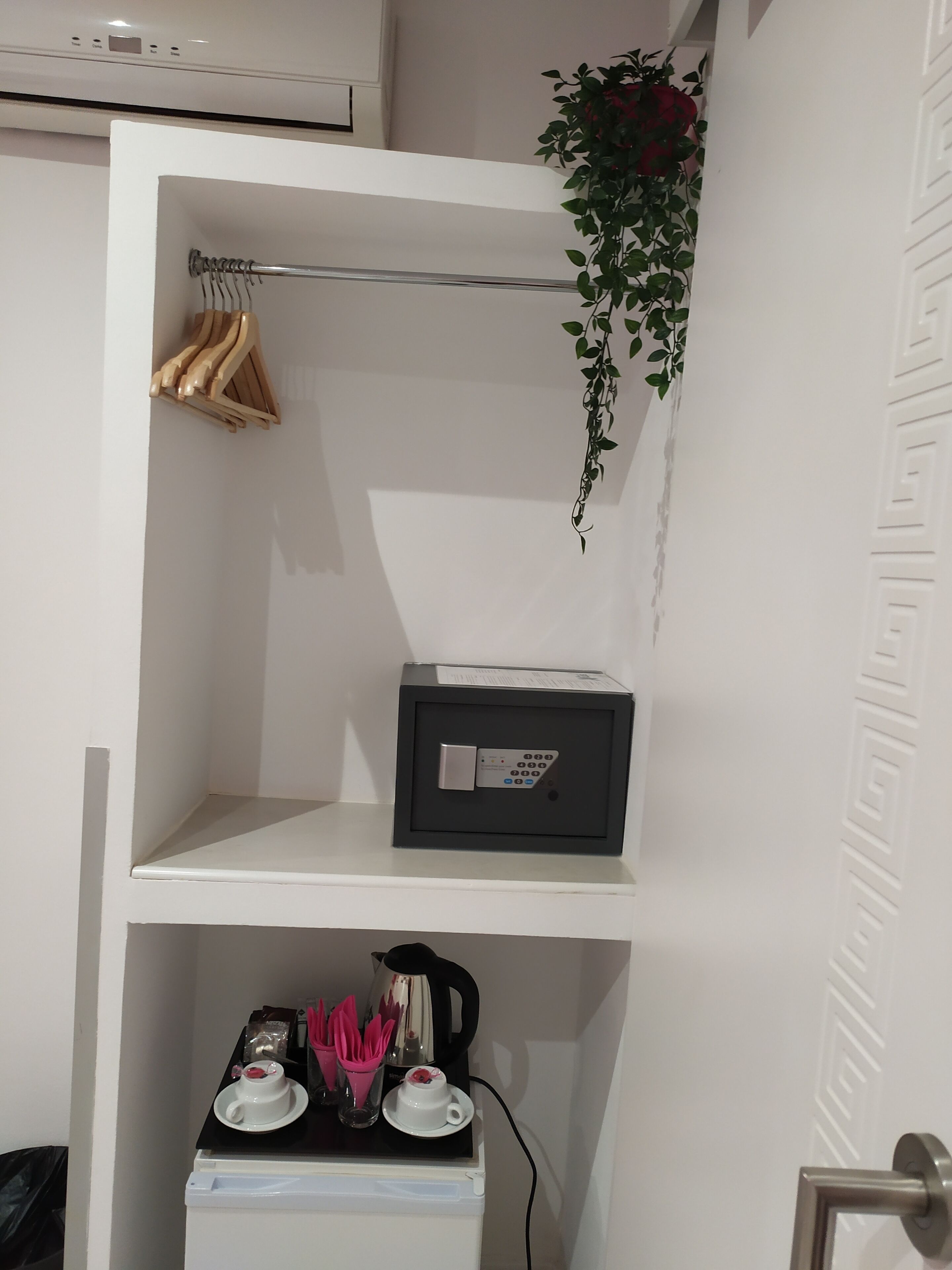 Photo - Hostal Met Madrid