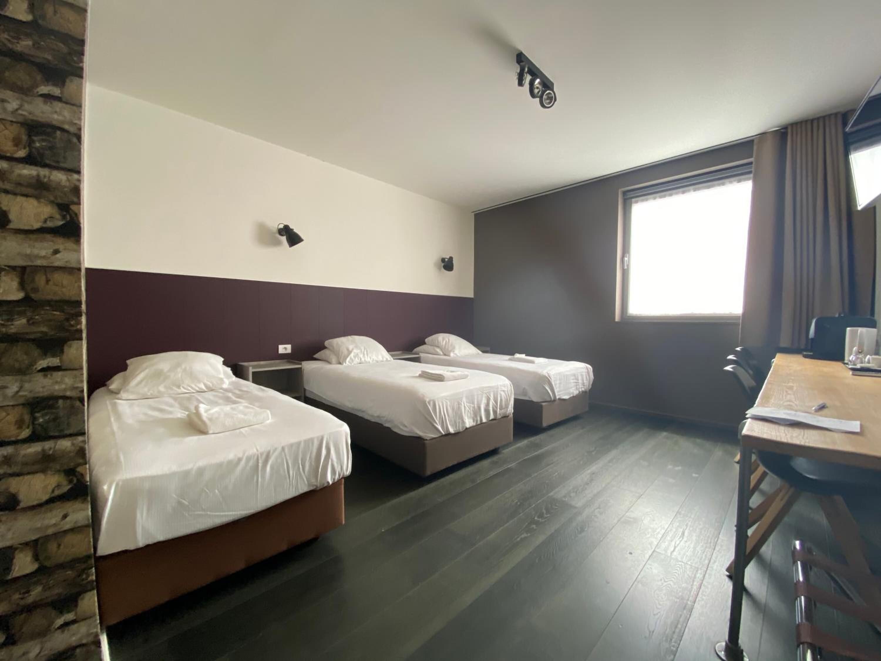 hypo-allergenic bedding, in-room safe, individually furnished, desk