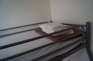 스탠다드룸, 침실 1개, 공용 욕실 (Private Double with Shared Bathroom	) | 무료 WiFi, 침대 시트