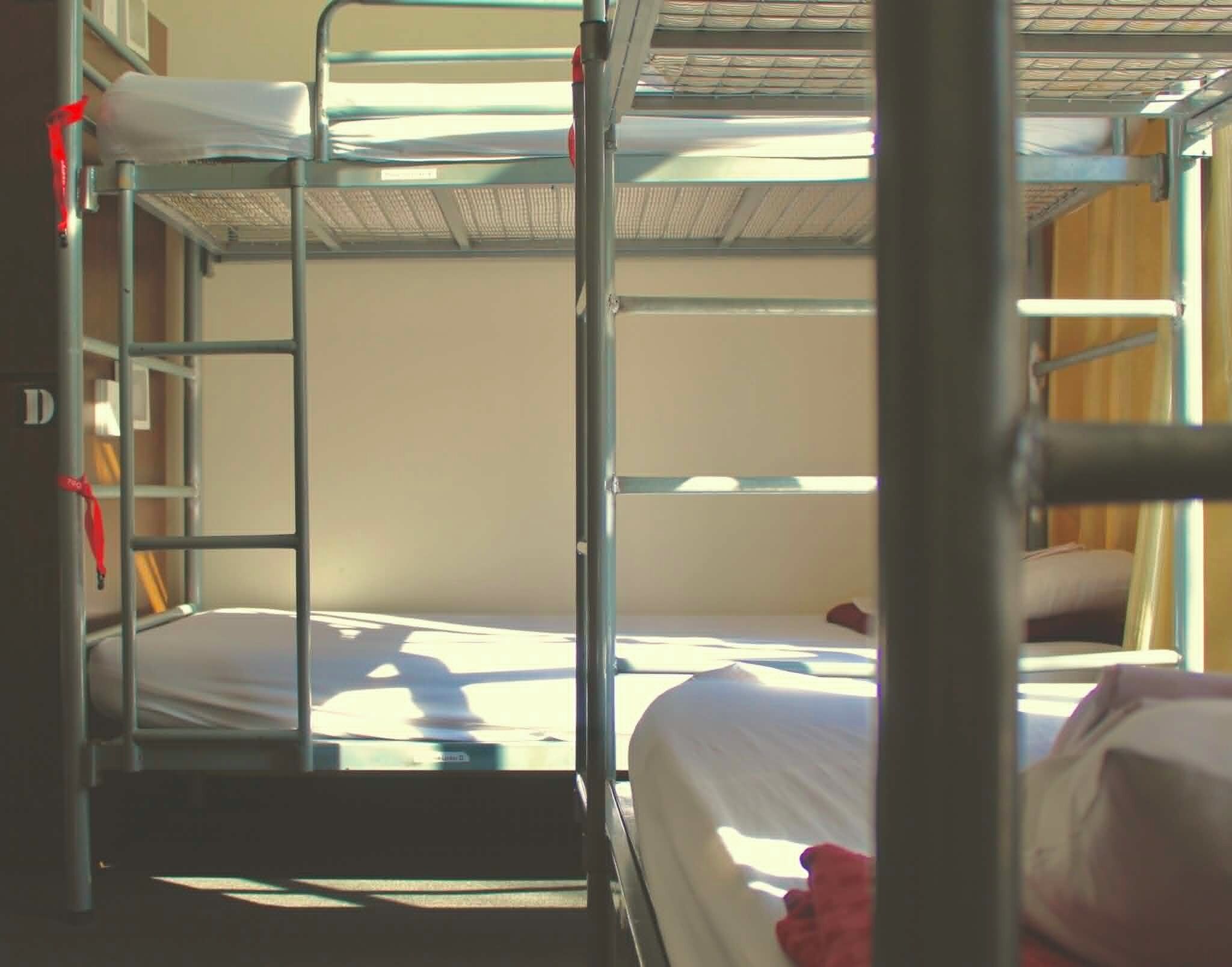 WiFi (free), bed sheets