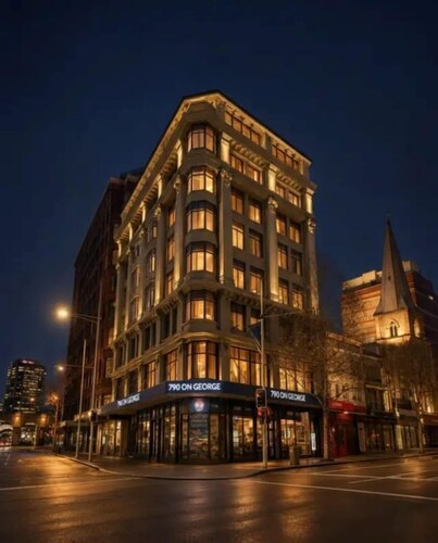 790 on George Backpackers