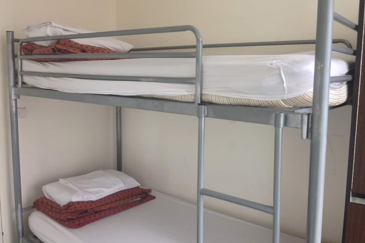 Free WiFi, bed sheets
