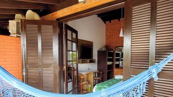 Bộ đồ giường cao cấp, minibar, truy cập Internet không dây miễn phí