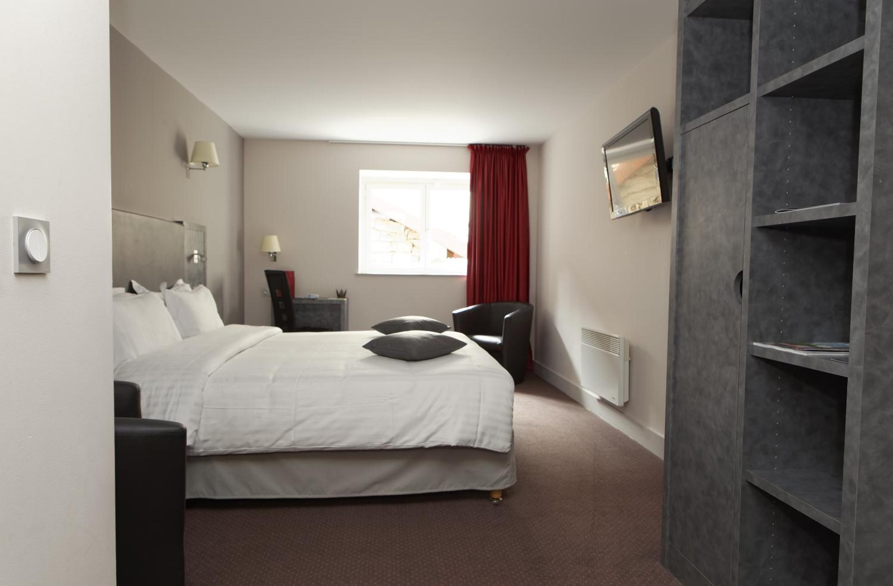 premium bedding, in-room safe, desk, blackout curtains