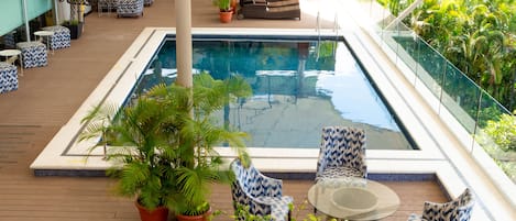 Piscine extérieure