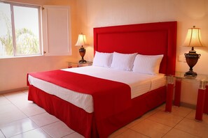 Standard Room | Free WiFi, bed sheets, alarm clocks - Zar Culiacan (Culiacán)