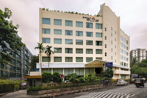Front of property - Hotel Kohinoor Elite near BKC (Mumbai)
