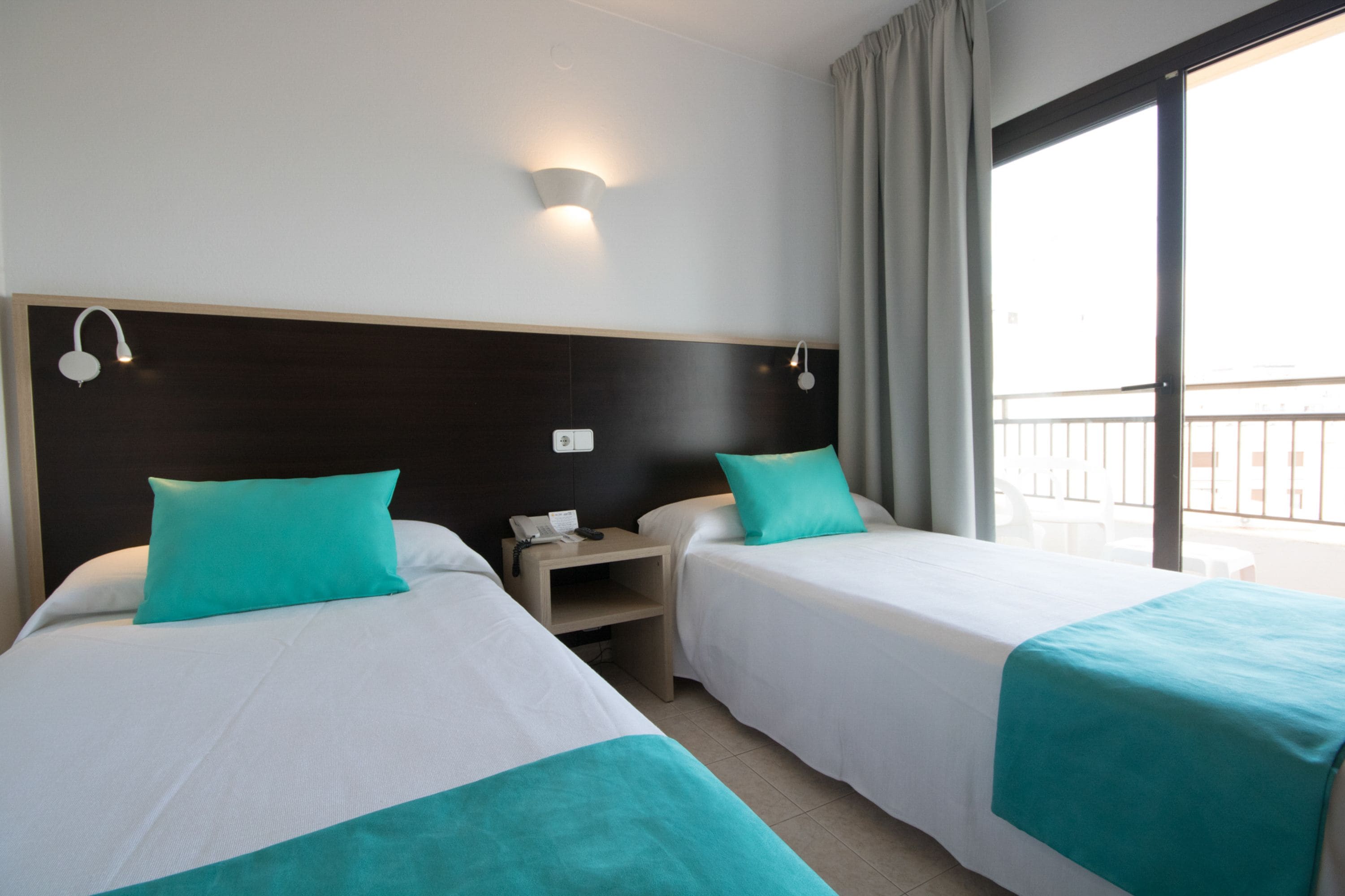 classic double room, balcony (you & me) | 1 bedroom, minibar, in-room safe, desk