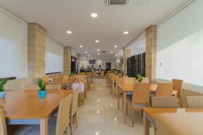 Daily buffet breakfast (EUR 10 per person)