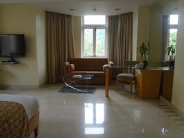 Deluxe kamer, 1 twee- of 2 eenpersoonsbedden | Kameruitzicht