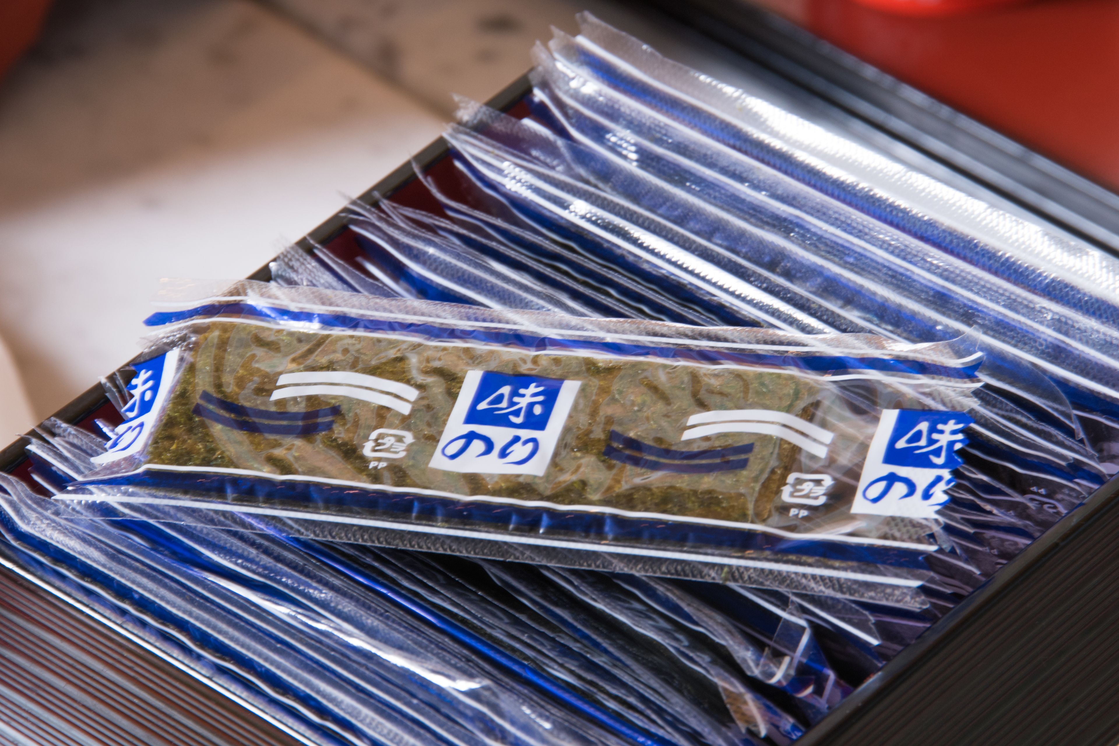 daily buffet breakfast (jpy 1540 per person)