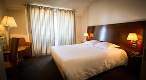 Soundproofing, free cots/infant beds, rollaway beds, free WiFi - Hotel Le Ménestrel (Ribeauvillé)